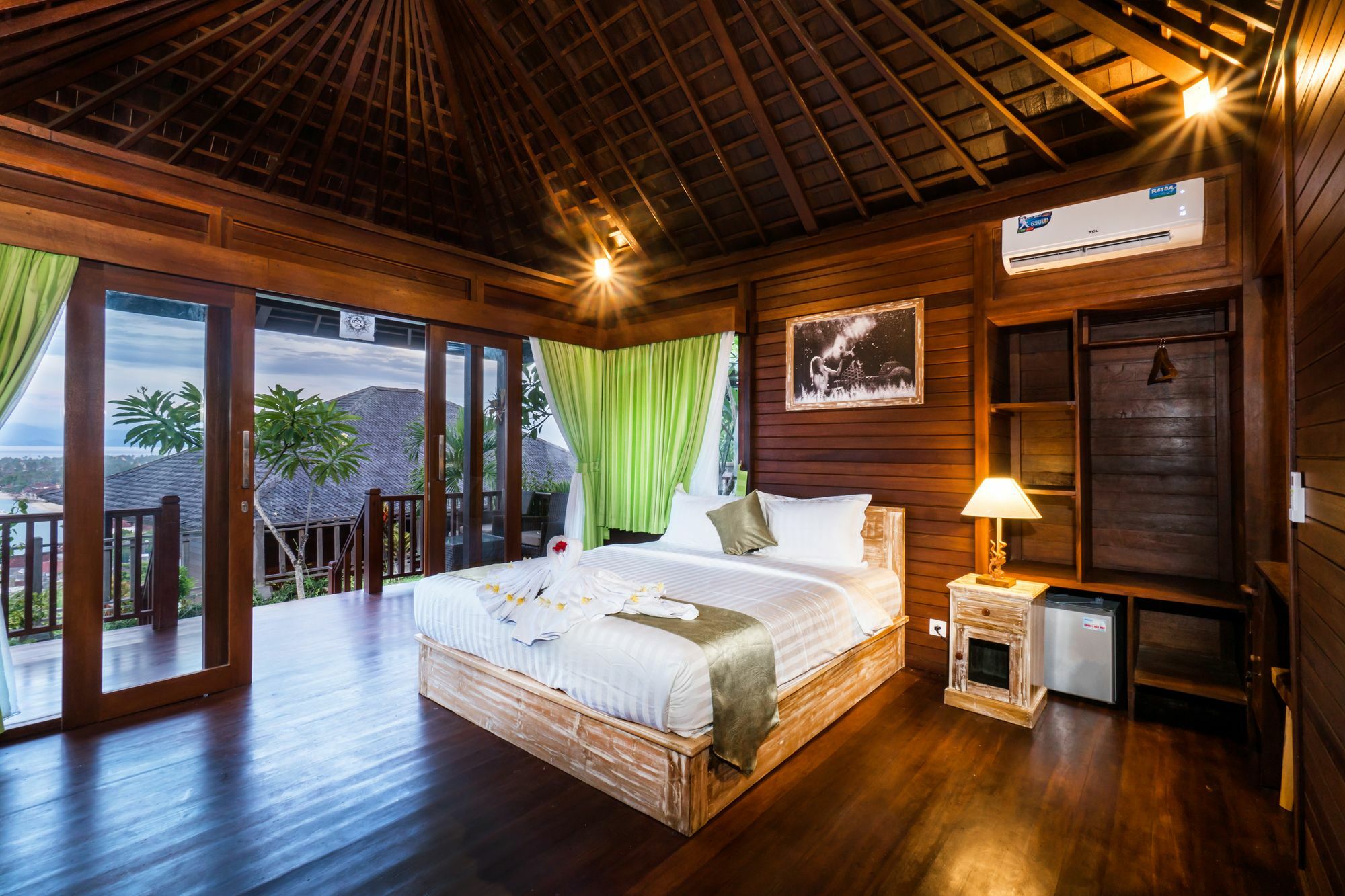 Jenggala Hill Hotell Nusa Lembongan Eksteriør bilde