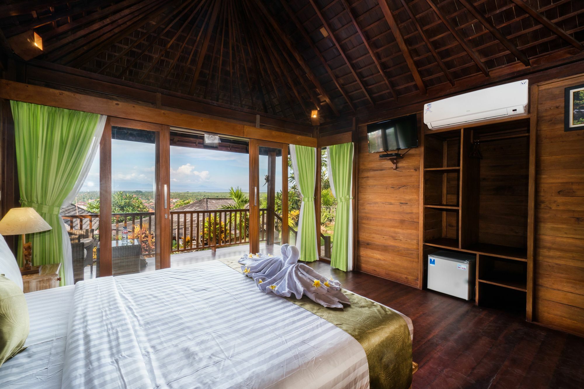 Jenggala Hill Hotell Nusa Lembongan Eksteriør bilde