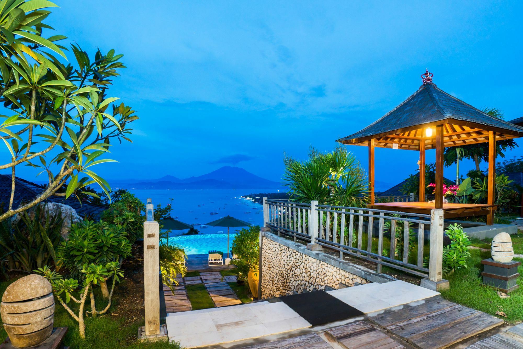 Jenggala Hill Hotell Nusa Lembongan Eksteriør bilde