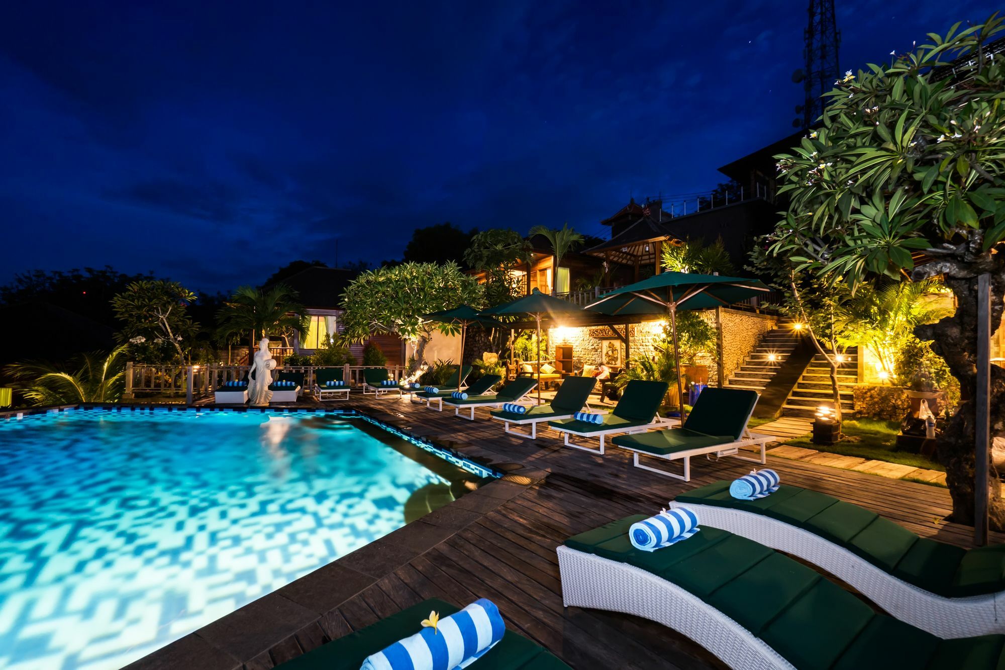 Jenggala Hill Hotell Nusa Lembongan Eksteriør bilde