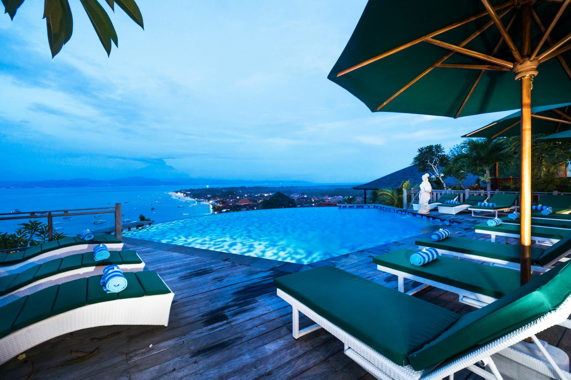 Jenggala Hill Hotell Nusa Lembongan Eksteriør bilde